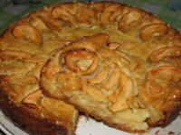 Шарлотка с манкой