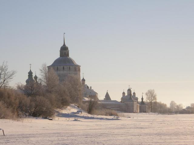 Кириллов. Вид на Кирилло-Белозерский монастырь.